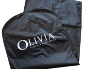 schwarz kleiderhülle olivia logo weiss